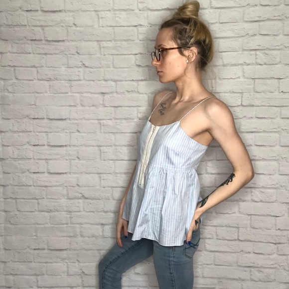 Elizabeth and James Top - Picture 2 of 8